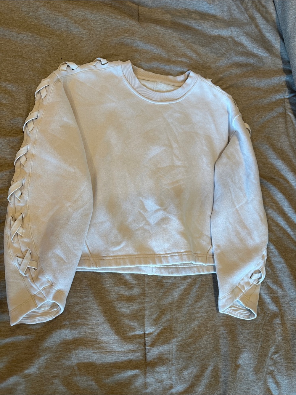 lululemon athletica Cream Lace-Up Sleeve Cropped Sweatshirt